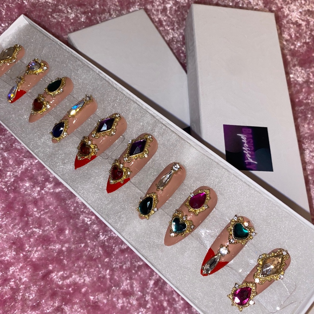 Custom Press Ons Nails